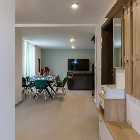 Jakomere Tatil Evi *